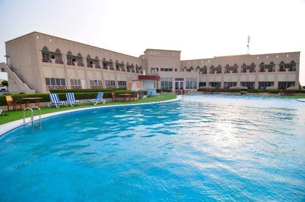 Resort Masira Island
